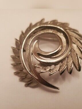 Silver Spiral Leaf Brooch - Classic Women's Accessory